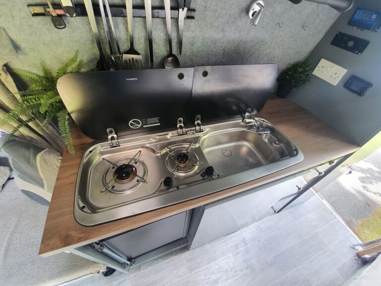 Voyager two-burner gas hob and kitchen sink
