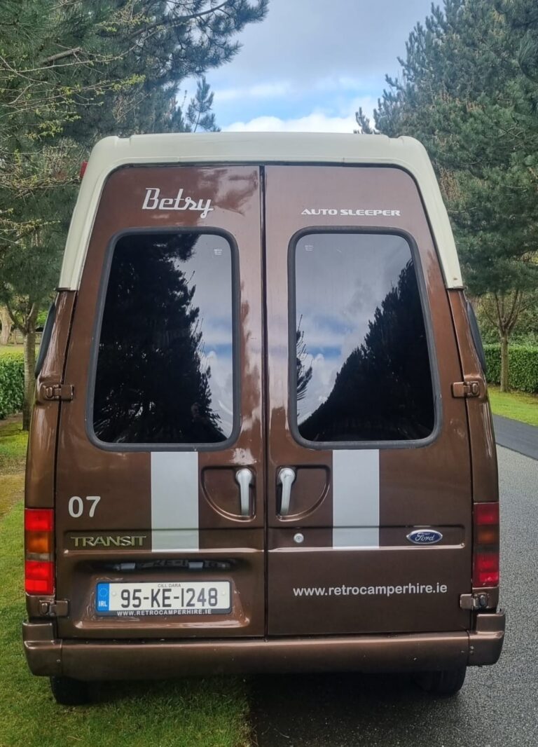 Betsy rear doors and exterior